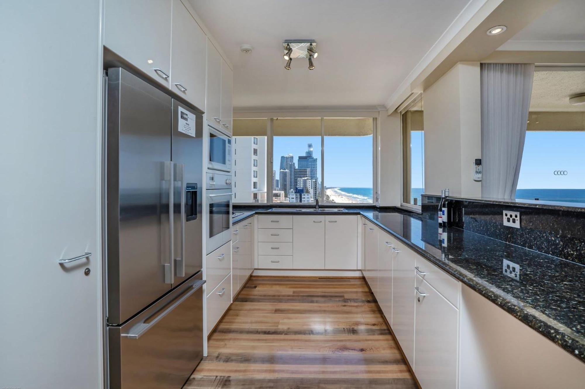 Dorchester On The Beach Gold Coast Bagian luar foto