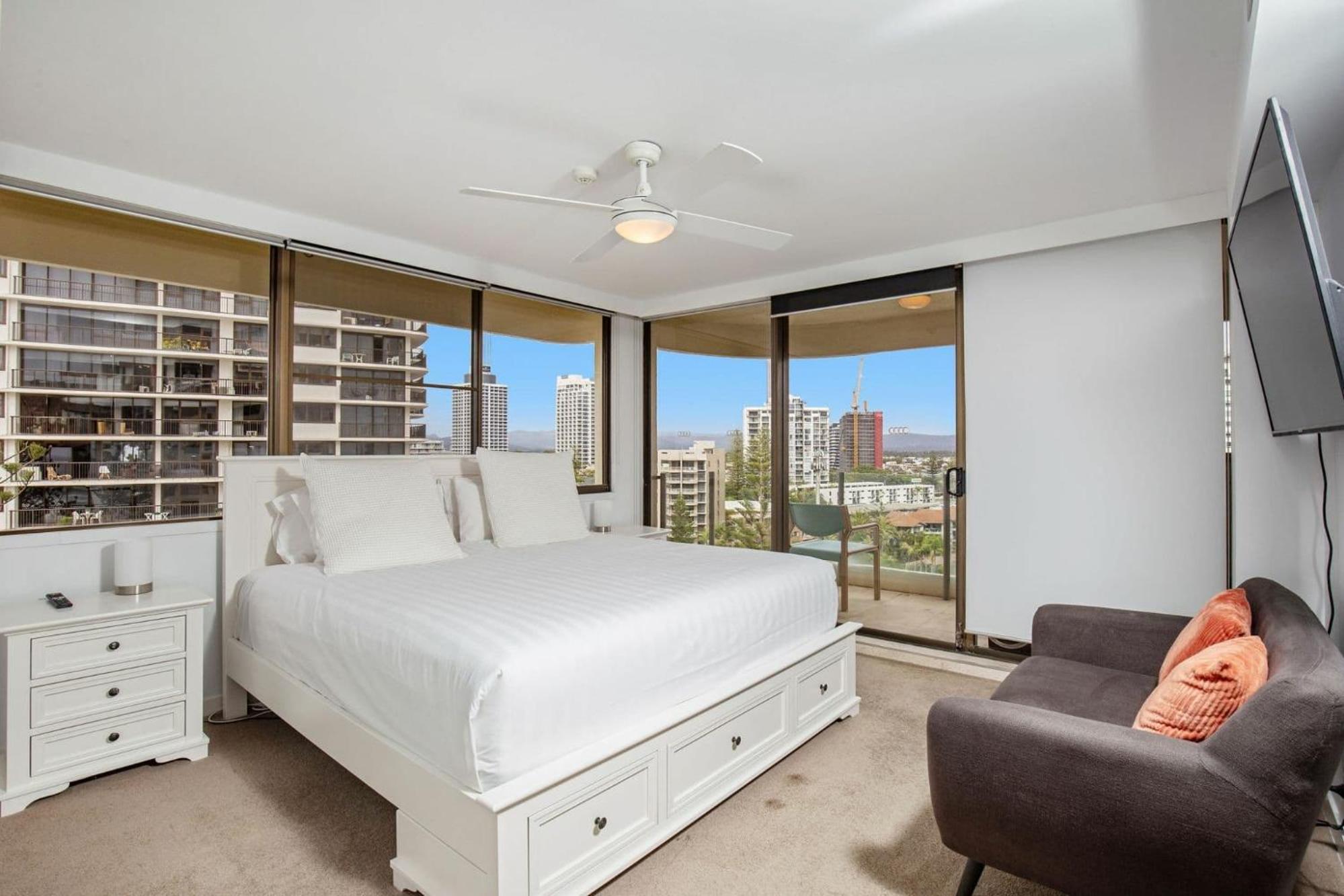 Dorchester On The Beach Gold Coast Bagian luar foto