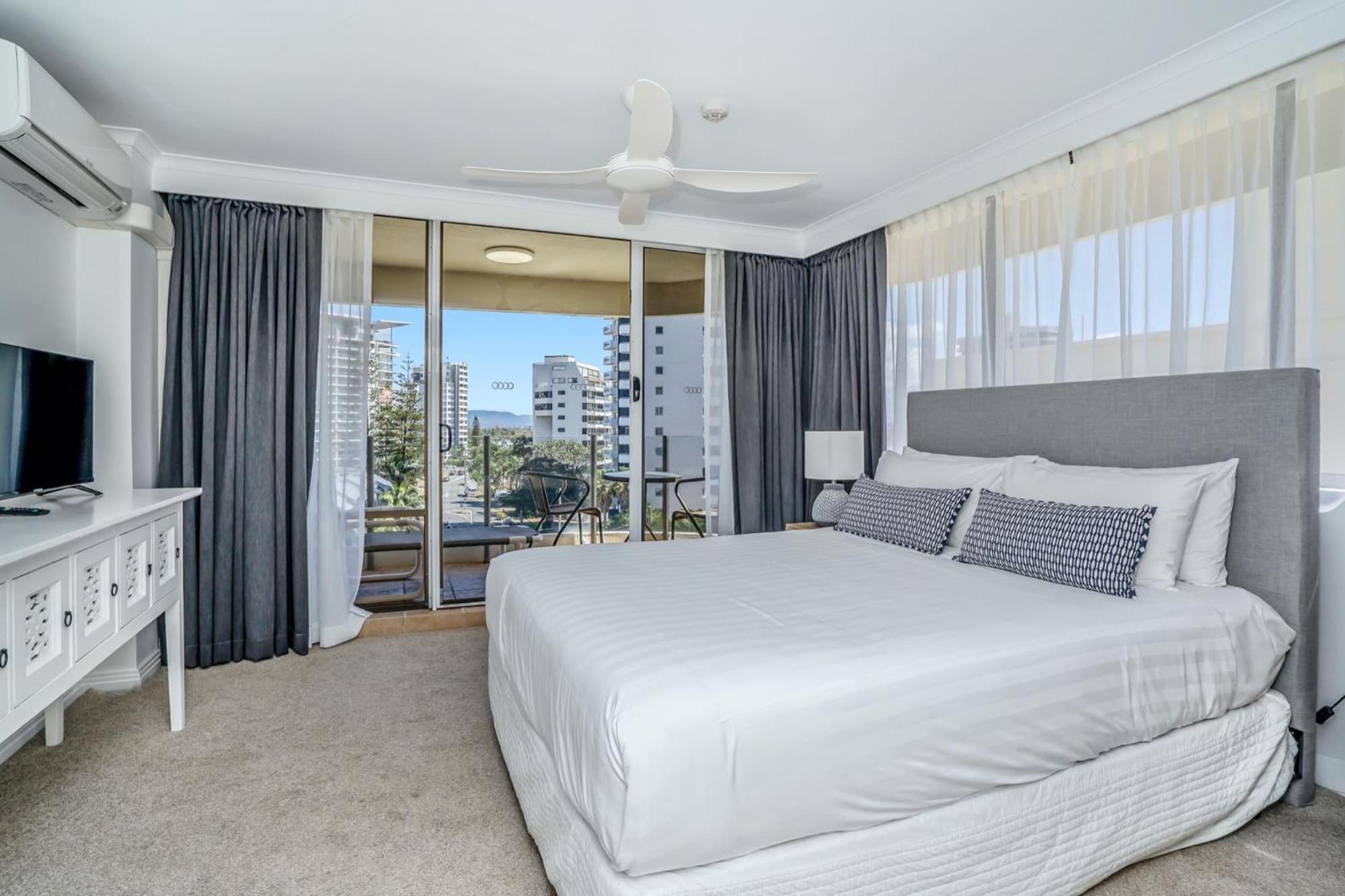Dorchester On The Beach Gold Coast Bagian luar foto