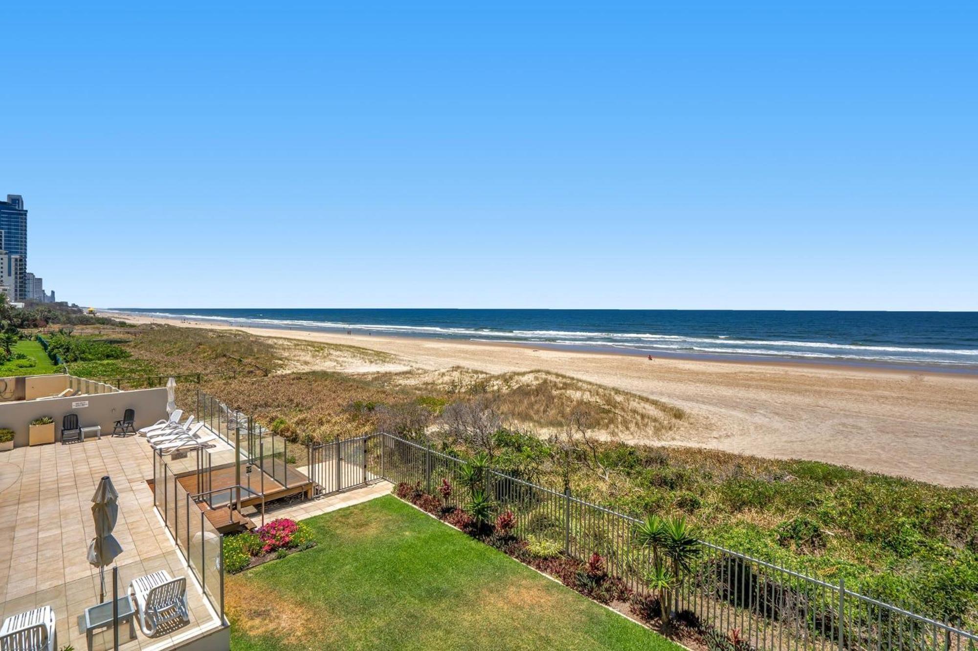 Dorchester On The Beach Gold Coast Bagian luar foto